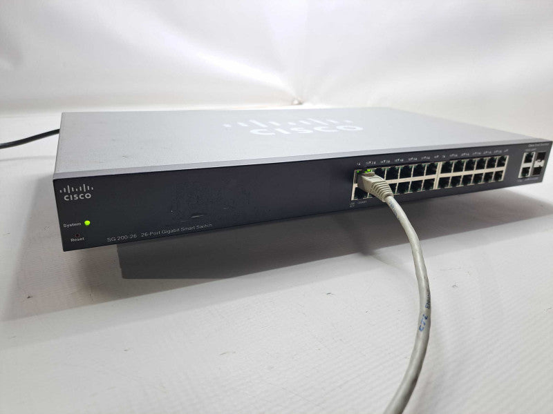 Cisco SG200-26 Gigabit Ethernet Smart Switch with 24 10/100/1000 Ports )