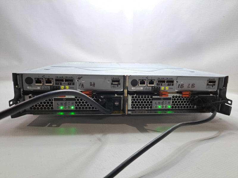 IBM SAN Storage Array 1746 Model C2A 12 x 3.5\\" 2x Drive Module I/F-6 - 2x PSU )