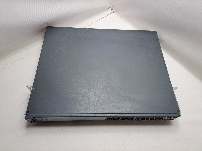 HP J9625A 2620-24 PoE+ 24Port 10-100 Managed L3 PoE Switch With Rack Mount Ea )