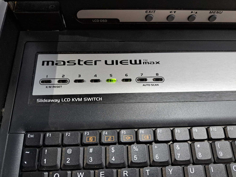 Aten MasterView CL1008M 8-Port 17 Inch Single Rail LCD KVM Console )