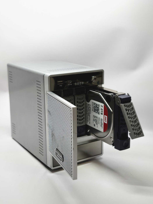 Netgear ReadyNAS 8TB NV+ RND4000 w/ (4) 2TB Drives