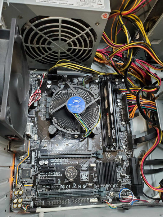 Custom PC - Intel i3-6100 @ 3.70 GHZ 8GB DDR4, 350W PSU