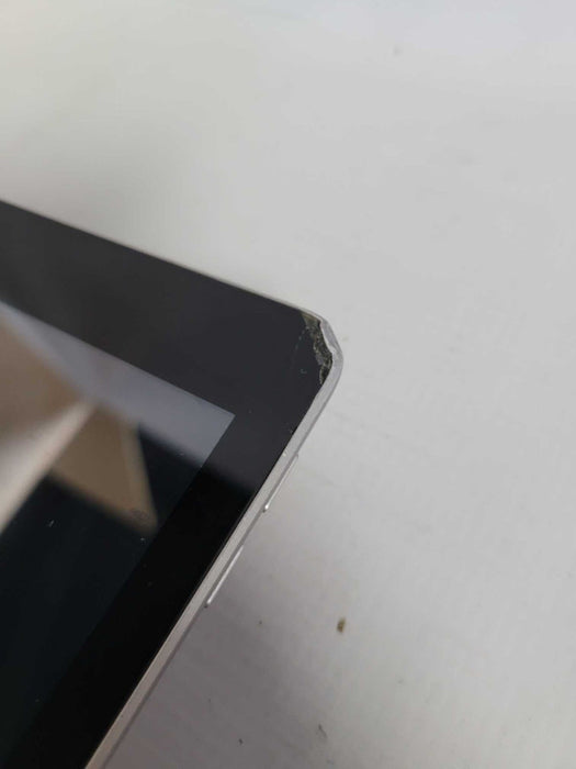 Apple iPad 6 32GB (A1893) - READ