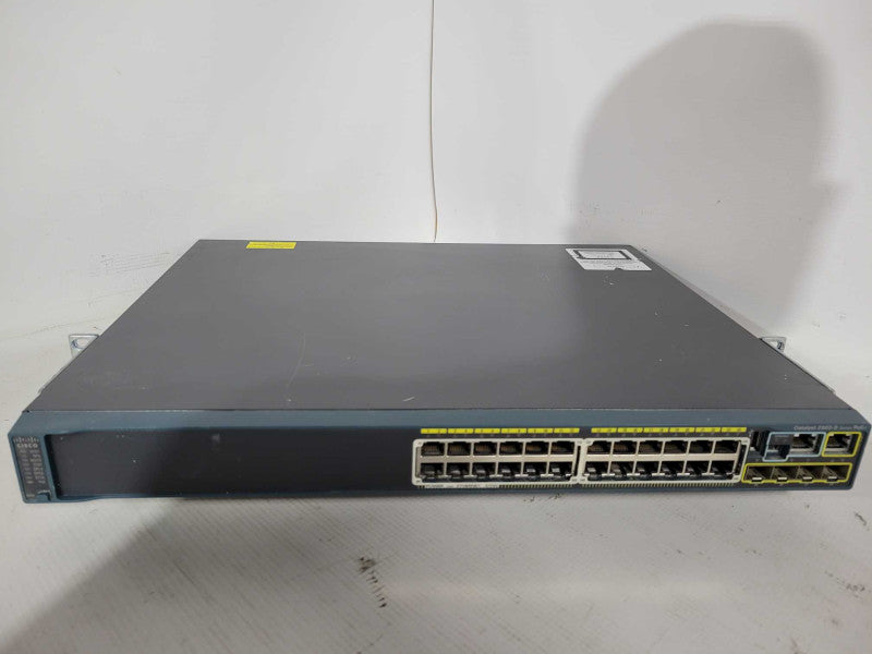 Cisco Catalyst 2960-S Series PoE+ Gigabit network switch 24 ports !
