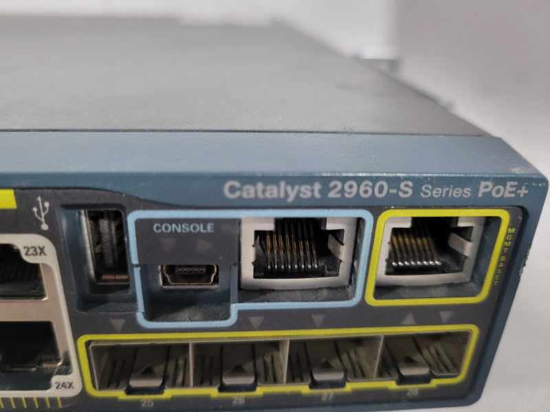 Cisco Catalyst 2960-S Series PoE+ Gigabit network switch 24 ports !