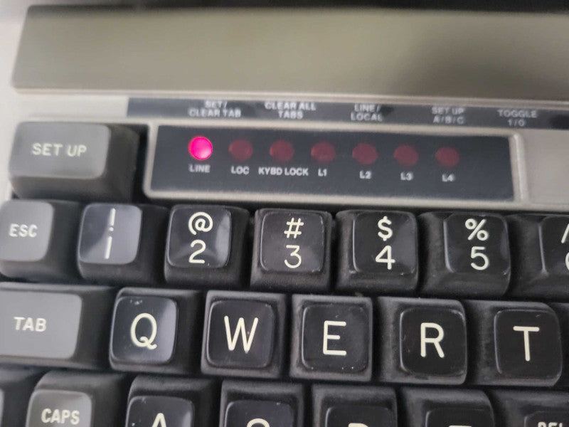 VINTAGE NORTHERN TECHNOLOGIES VISION 1000 BERTONE TERMINAL w/ Keyboard READ _