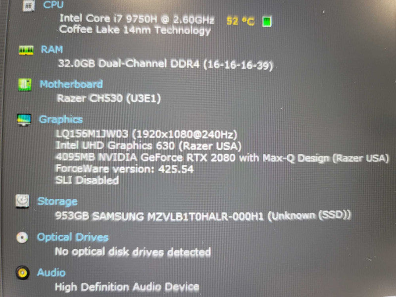 Razer Blade RZ09-03018  i7-9750H, 32GB DDR4, 4GB GeForce RTX 2080,  1TB SSD Î²