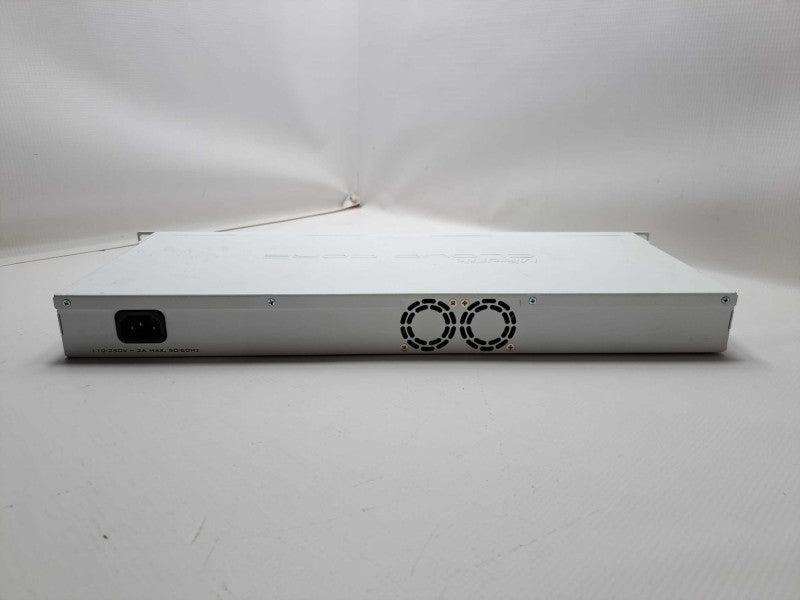 MikroTik CCR1036-12G-4S Cloud Core Router 12x Gbit LAN 4x 1Gbit SFP *Parts* )