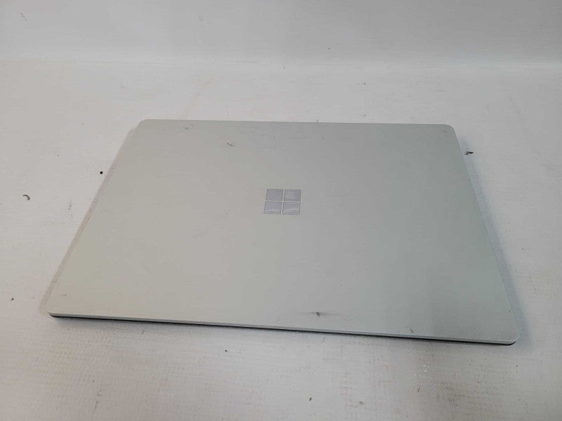 Microsoft Surface Laptop 2 - i5-8350U, 8GB RAM, 256GB SSD