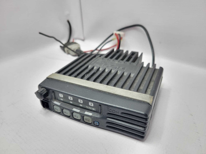Icom IC-F221S 2-Way Radio No Bracket READ _