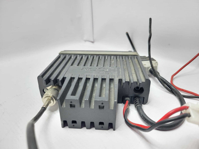 Icom IC-F221S 2-Way Radio No Bracket READ _