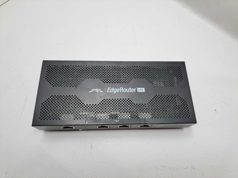 Ubiquiti Networks EdgeRouter Lite ERLite-3 3-Port Gigabit Router )
