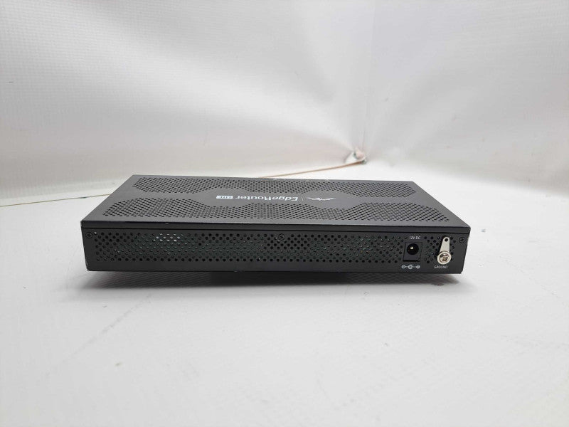 Ubiquiti Networks EdgeRouter Lite ERLite-3 3-Port Gigabit Router )