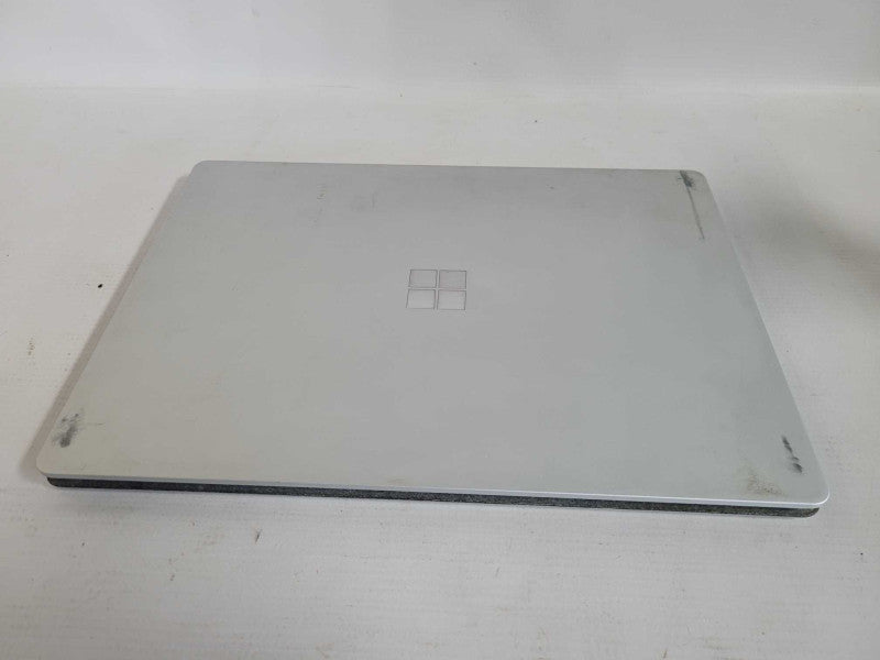 Microsoft Surface Laptop - i7-7660U, 16GB RAM, 1TB SSD - READ