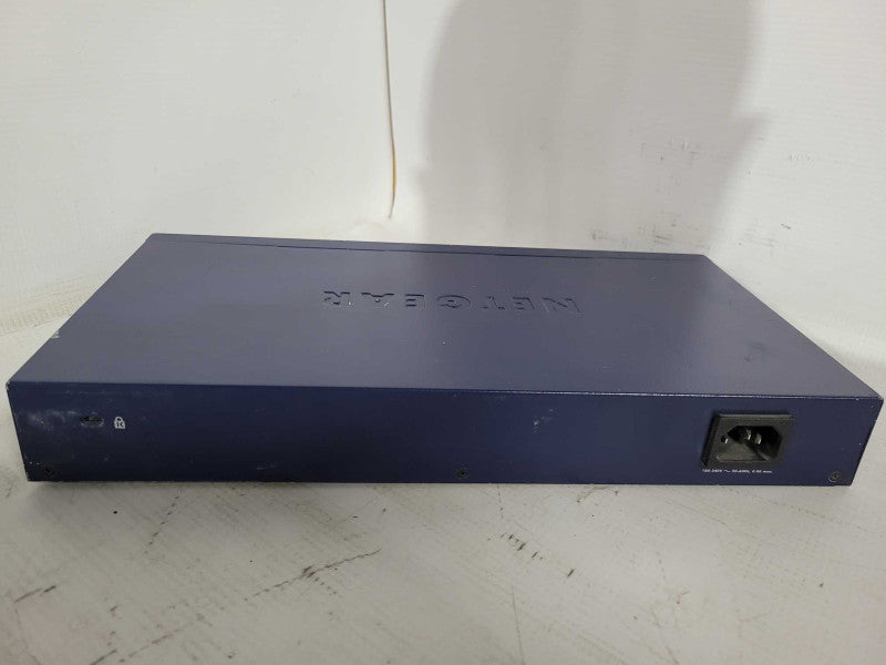 NETGEAR PROSAFE 24 PORT 10/100 MBPS SWITCH FS524 !