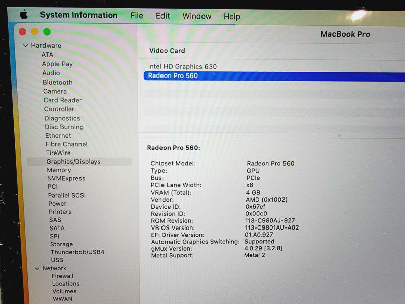 Apple Macbook Pro 2017 15\\" Core i7-7920HQ @ 3.1GHz 16GB DDR3 1TB SSD Radeon 560 4GB (