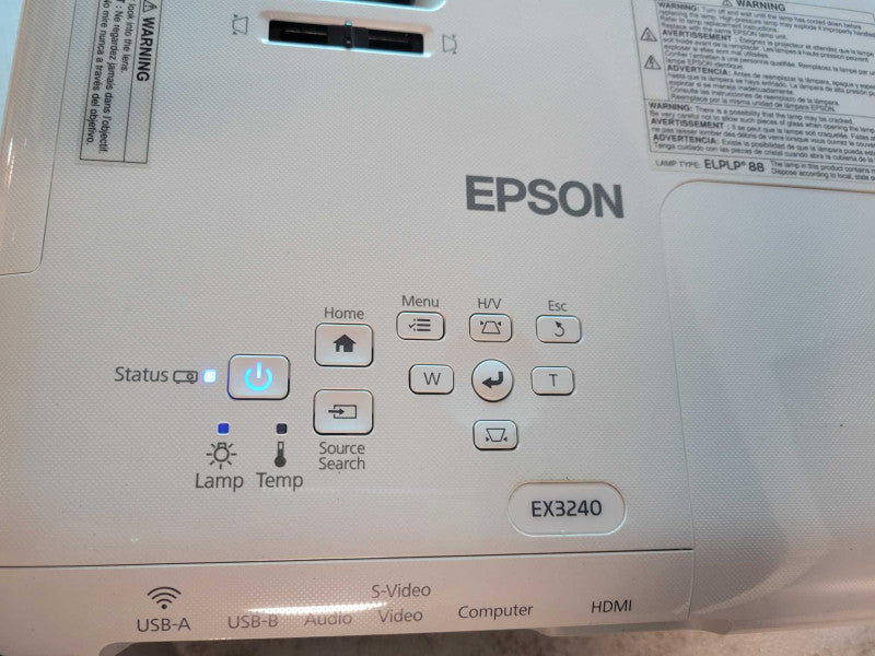 Epson H719A EX3240 3LCD 3000 Lumens Projector + remote+carry bag !
