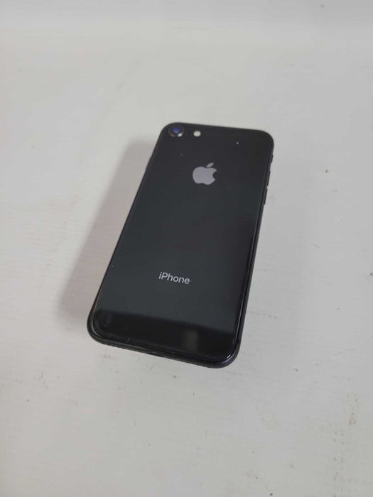 Apple iPhone 8 64GB (A1905) Q
