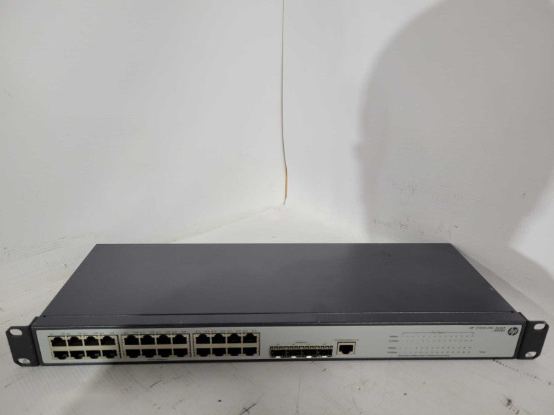 HP JE006A V1910-24G 24-Port Gigabit Ethernet Managed Network Switch !