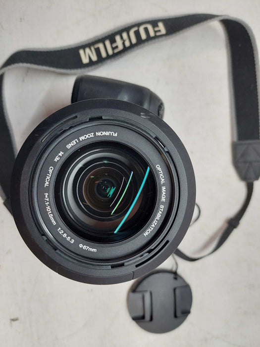 FujiFilm FinePix S100FS