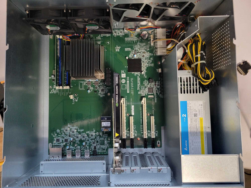 QNAP - TS2483XU-RP - Intel Xeon E-2136 @ 3.30GHz - 16GB DDR4 - 4x1Gb