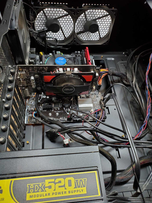 Custom PC - Intel Pentium G4560 @ 3.50 GHZ 16GB DDR4 RX 550 4GB, 520W PSU