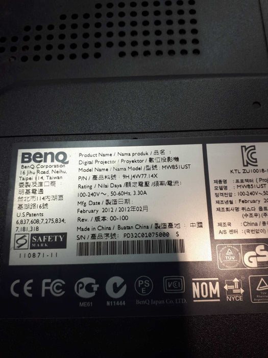 BENQ MW851UST HDMI PROJECTOR ULTRA SHORT THROW 2500 LUMENS &