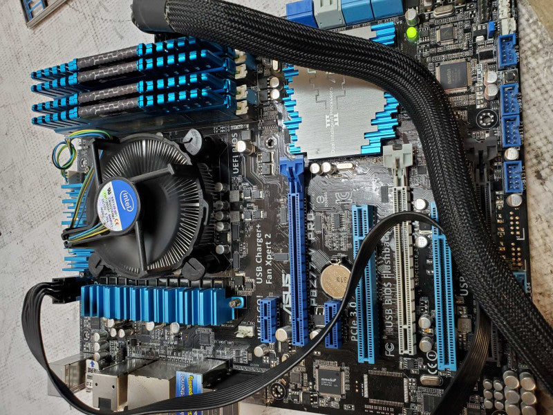 Asus P8Z77-V Pro Motherboard with Intel i5-3570k @ 3.40 GHZ 16GB DDR3 Combo