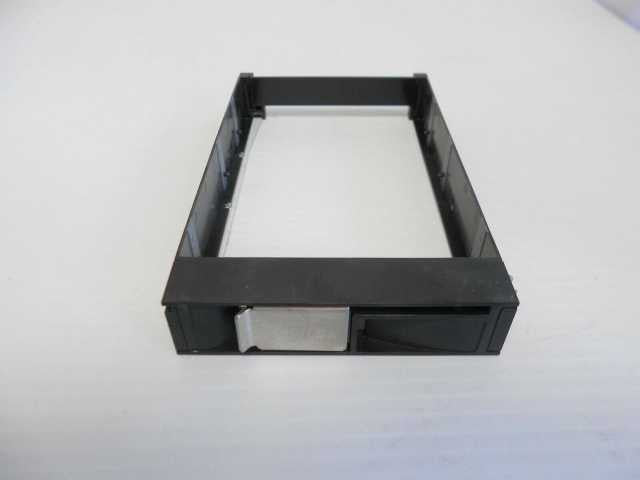 EMC Isilon 3.5\\" LFF Tray Caddy  For X200 X210 X400 X410 NL400 A Q: