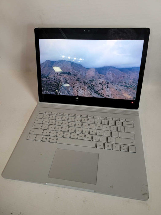 Microsoft Surface Book - i5-6300U, 8GB RAM, 256GB SSD, Nvidia GPU - READ