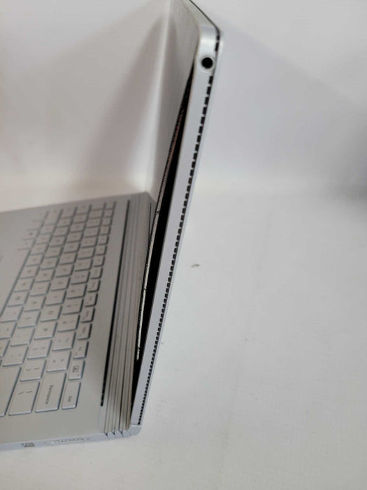 Microsoft Surface Book - i5-6300U, 8GB RAM, 256GB SSD, Nvidia GPU - READ