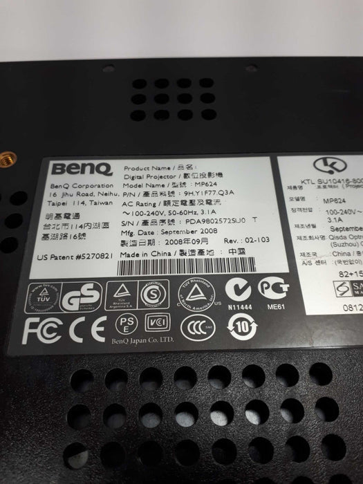 BenQ MP624 XGA 3000 Lumens DLP Projector with HDMI with Remote &