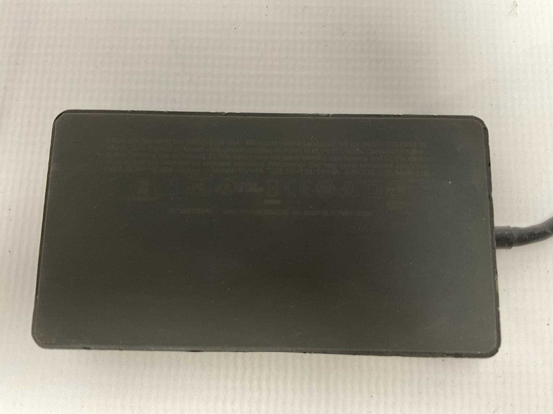 Microsoft Surface dock 2 Model:1917 Q-
