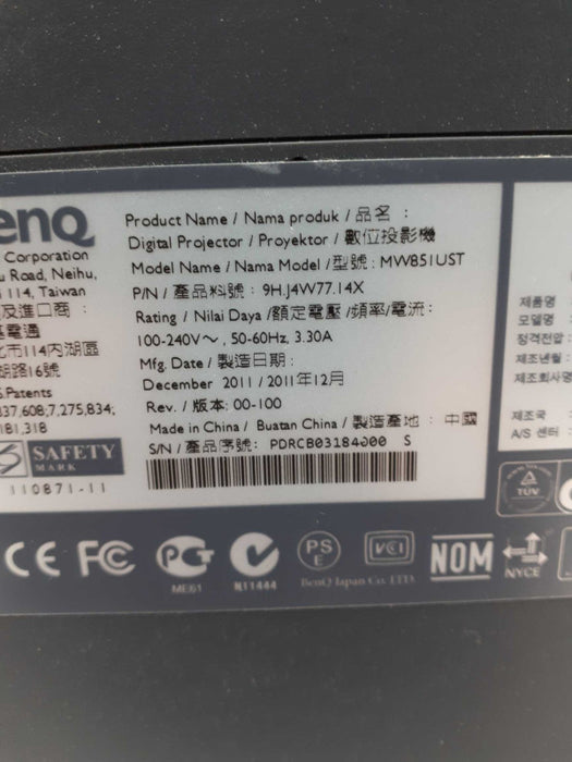 BENQ MW851UST HDMI PROJECTOR ULTRA SHORT THROW 2500 LUMENS &