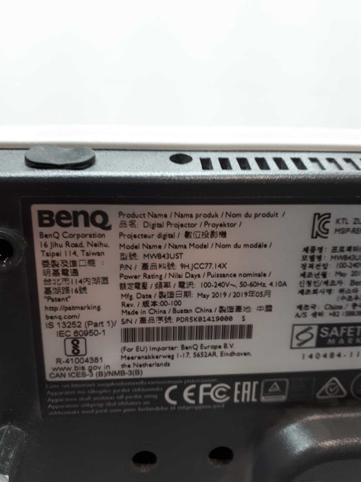 BENQ MW843UST PROJECTOR ULTRA SHORT THROW 3000 LUMENS HD HDMI &