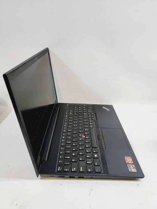 Lenovo ThinkPad E595 Ryzen 7, 16GB DDR4, 2048MB ATI  512GB HDD + 256GB M.2  !