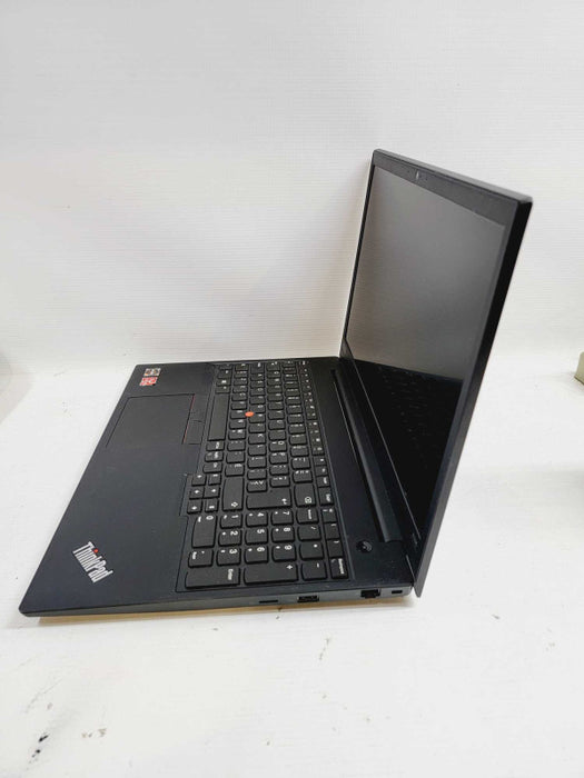 Lenovo ThinkPad E595 Ryzen 7, 16GB DDR4, 2048MB ATI  512GB HDD + 256GB M.2  !