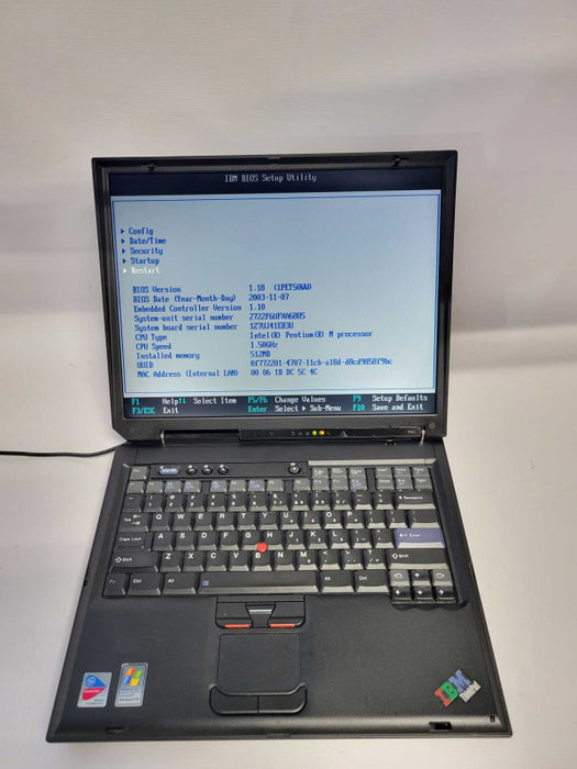 Vintage IBM Thinkpad R40 - Intel Pentium M @ 1.5GHz - 512MB RAM - Power Adapter