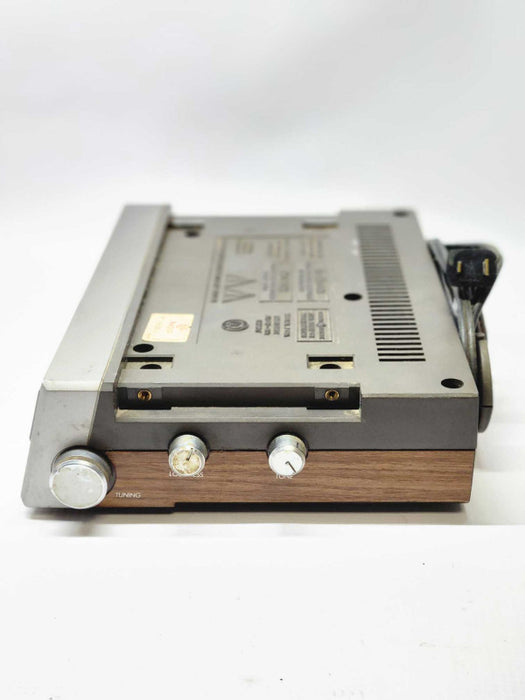 Vintage General Electric Spacemaker  Radio Kitchen Campanion AM/FM 7-4222A