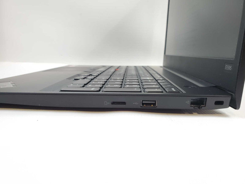 Lenovo TP E595 Ryzen 7 3700U Vega Mobile Gfx 2GB, 16GB DDR4, 1TB SSD
