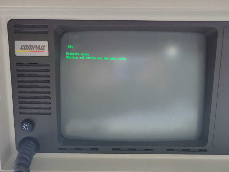 Vintage COMPAQ 101709 Portable Desktop Personal Computer, READ _