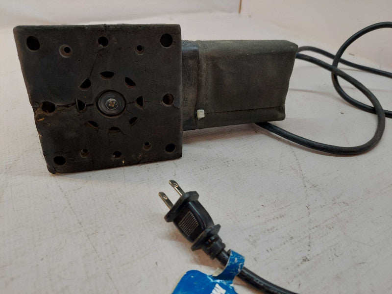 Mastercraft square palm sander with dust catcher