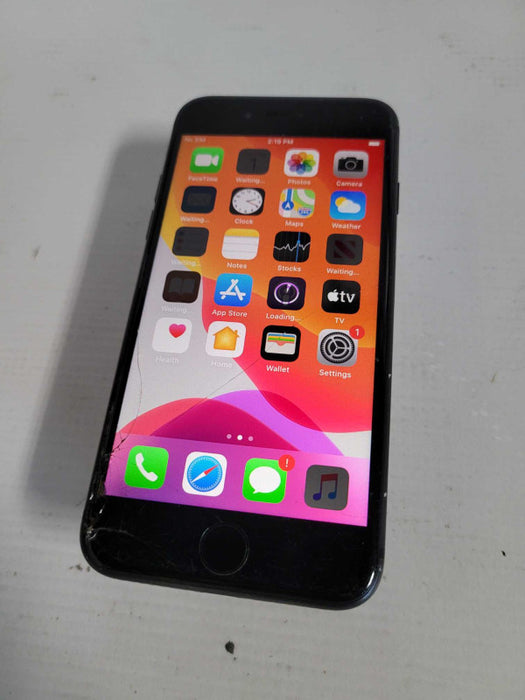 Apple iPhone 8 64GB (A1905) - READ
