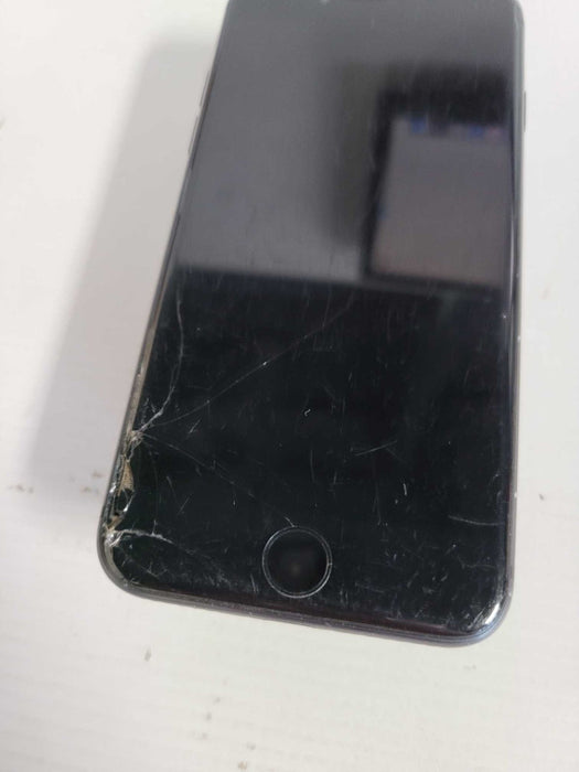 Apple iPhone 8 64GB (A1905) - READ