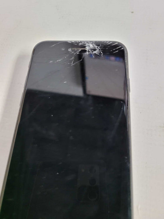 iPhone 8 64GB (A1905) -READ