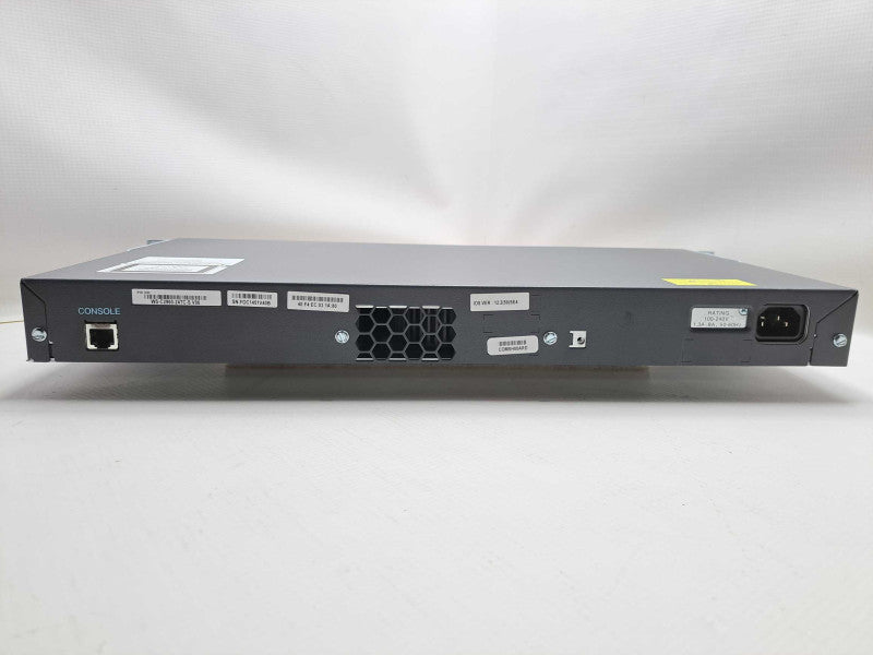 Cisco WS-C2960-24TC-S 24-Port 10/100 + 2-Port Gig Network Switch )
