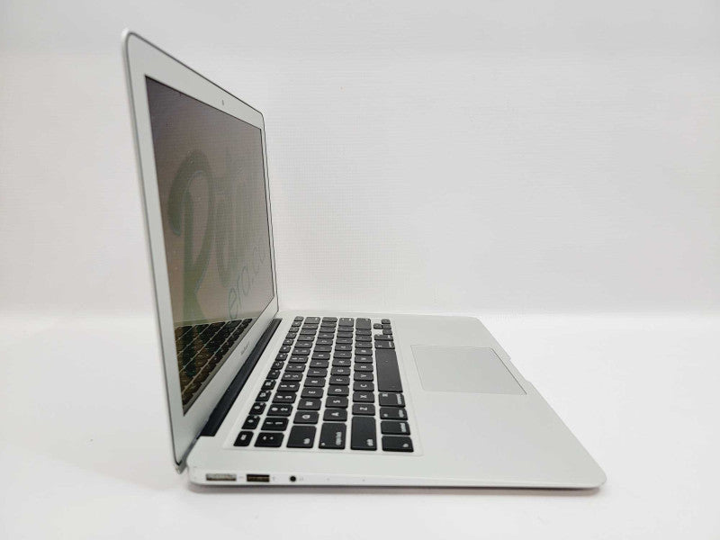 Apple Macbook Air 2015 13\\" Core i5-5250U @ 1.6GHz 8GB DDR3 250GB SSD (