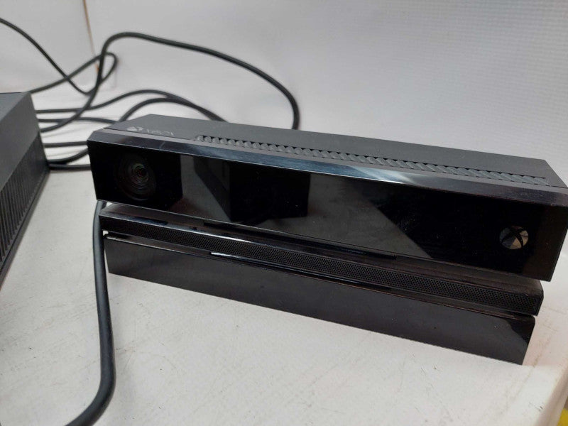 Microsoft Xbox One Console Model: 1540 (Parts)