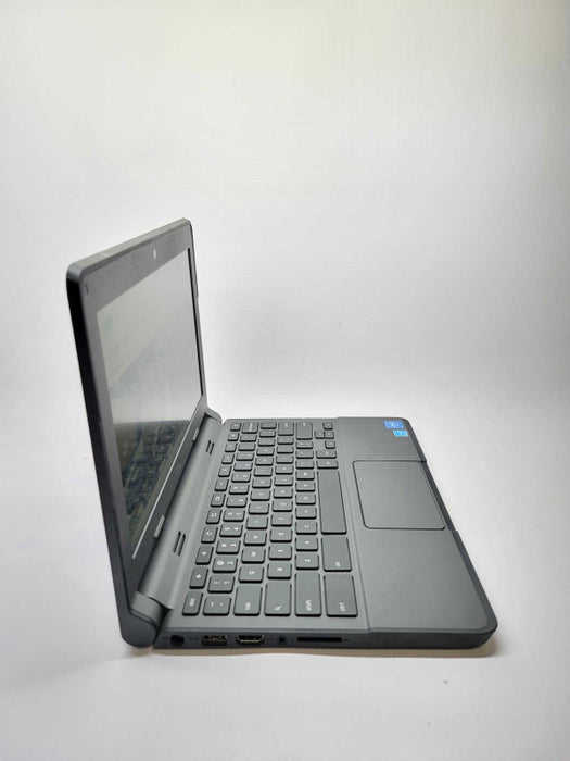 Dell Chromebook 11 P22T 11.6\\" CeleronN2840 2.16GHz 4GB RAM 16GB SSD Non-Touch Q