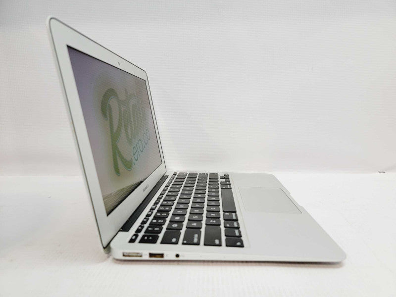 Apple Macbook Air 2015 11\\" Core i5-5250U @ 1.6GHz 4GB DDR3 120GB SSD (